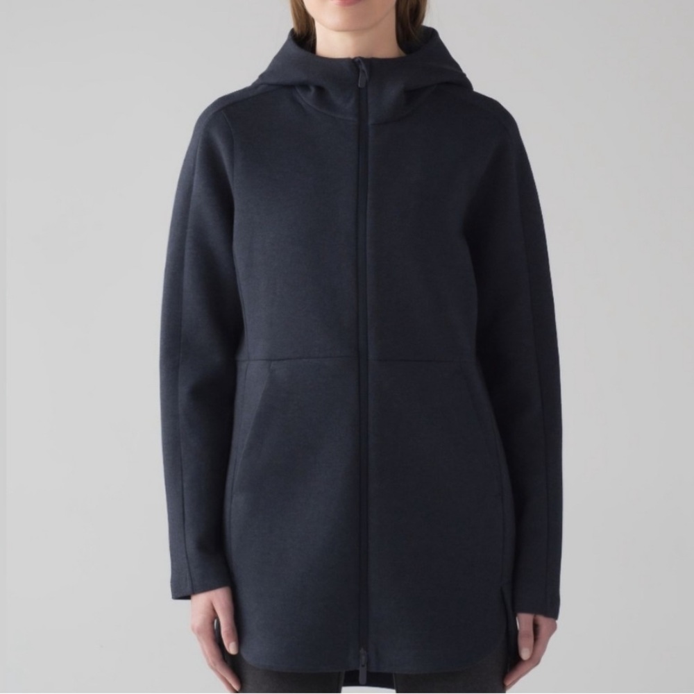 Lululemon Black Going Places Hooded Jacket in Black. Size‎ 2.